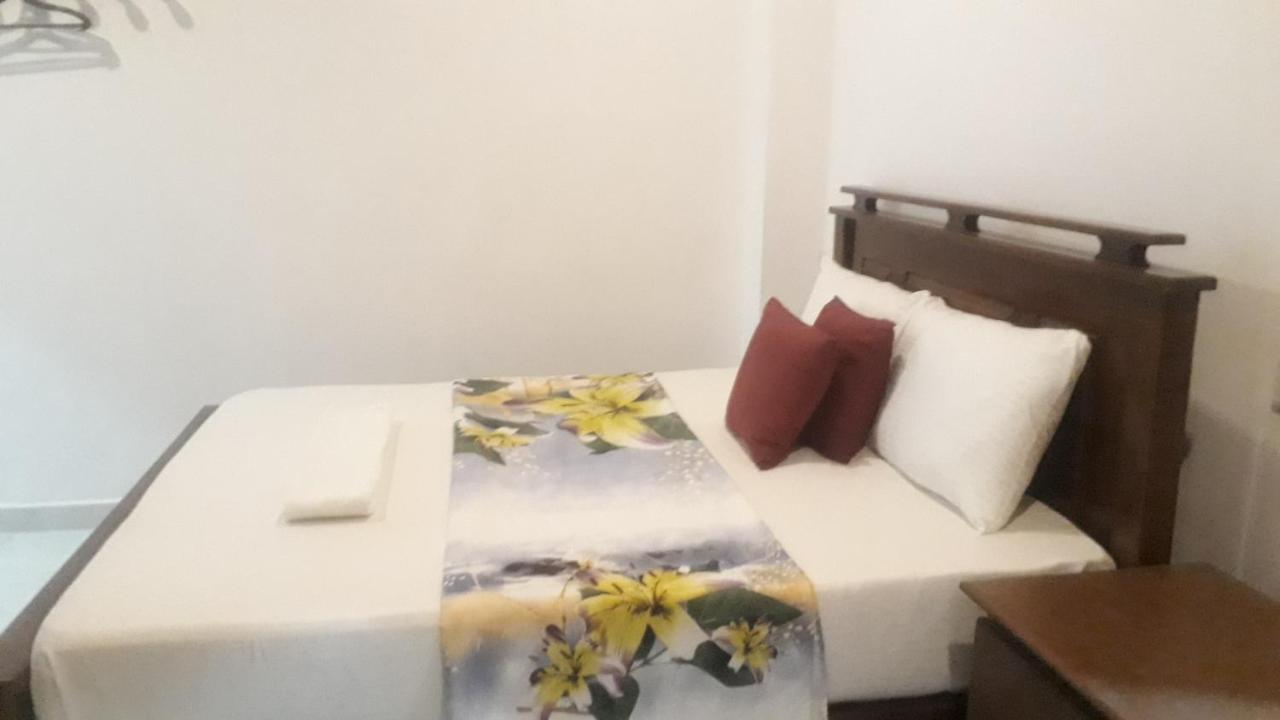 Enara Luxury Stay Katugastota Esterno foto